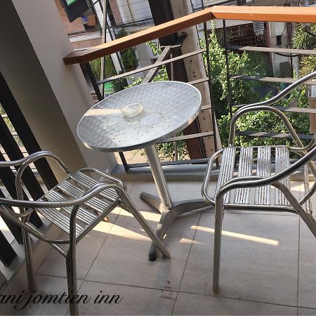 Abani Jomtien Inn Exterior foto